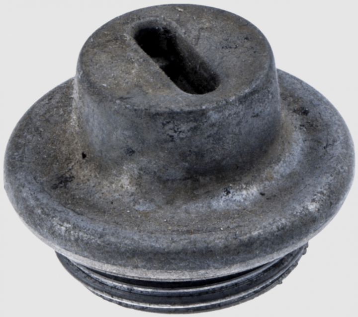 Oljetanklock i gruppen  hos Gräsklipparbutiken (5016266-01)