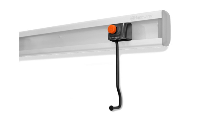 Förvaringskrok, nyckelhål i gruppen Skog och Trädgårdsprodukter / Husqvarna Batteridrivna Trädgårdsmaskiner / Tillbehör batterimaskiner hos Gräsklipparbutiken (5471875-01)