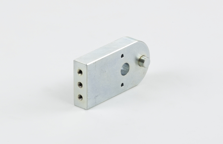Bracket motor lug i gruppen  hos Gräsklipparbutiken (5855403-01)