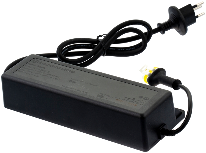 Power Supply Unit 4,2A Ch i gruppen hos Gräsklipparbutiken (5904424-03)