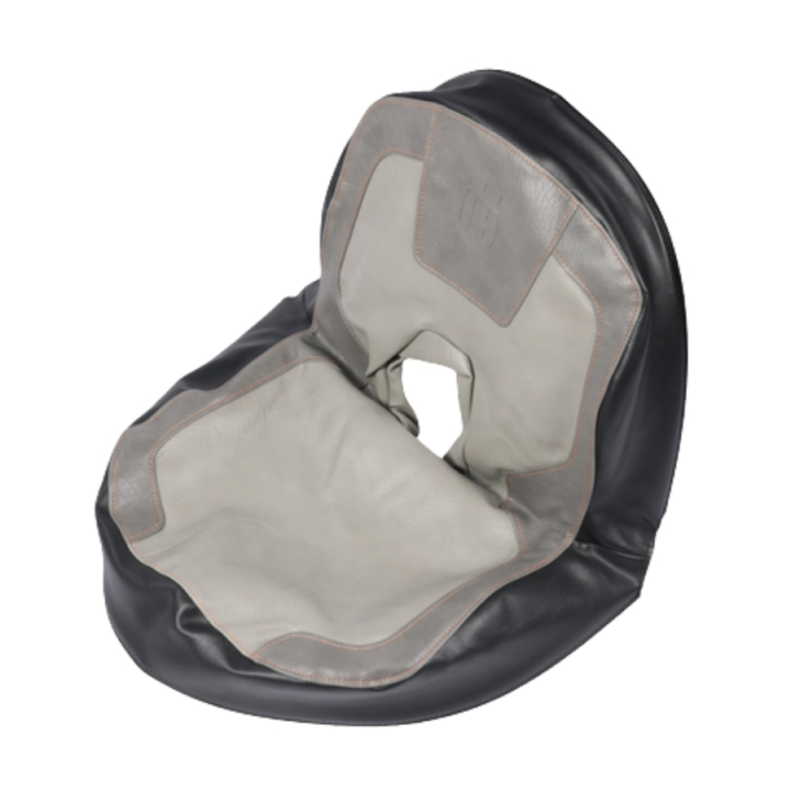 Cover husqvarna 15in (sk129) seat i gruppen Reservdelar Gräsklippare / Reservdelar Husqvarna Traktorer / ➤ TS modeller / Reservdelar Husqvarna TS 254 G hos Gräsklipparbutiken (5979594-01)