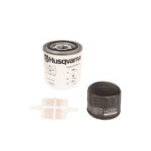Maintenance kit with engine oil filter, fuel filter, hydraulic oil filter - first 50h Maintenance kit with engine oil filter, fuel filter, hydraulic oil filter - first 50h