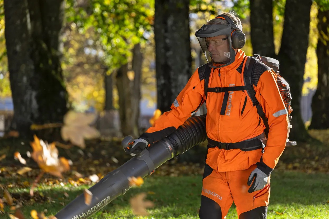 Hörselskydd Husqvarna X-HIGH, hjässbygel