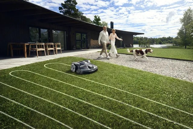 Husqvarna Automower® 450X Nera med slinglös teknik