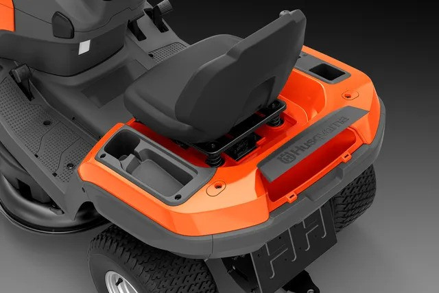 Husqvarna TS 220T Traktor