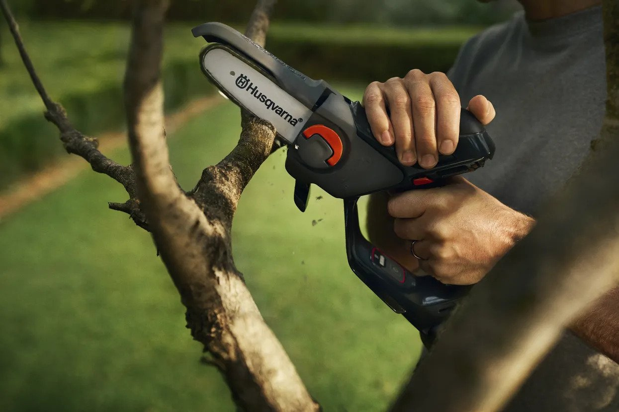 Husqvarna Aspire™ P5 Grensåg - med batteri och laddare