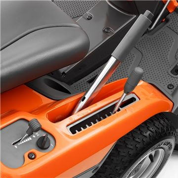 Husqvarna Rider 214TC med Combi 103 klippaggregat